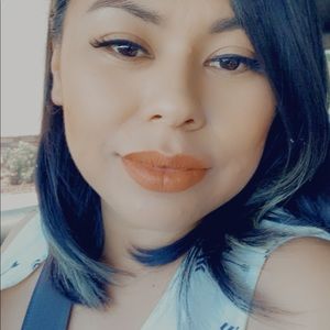 Meet your Posher, Karina